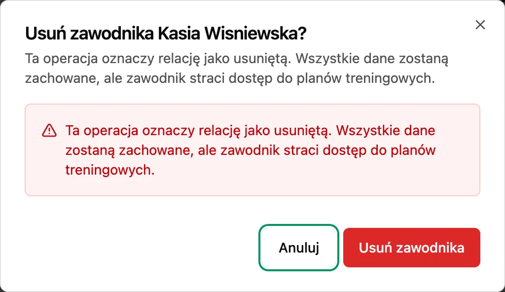 Okno Usuń zawodnika z opisem skutków i przyciskami Anuluj oraz Usuń zawodnika
